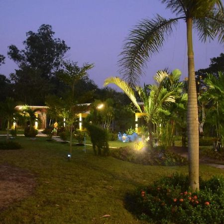 Nubdao Resort&Restaurant Nong Prue Buitenkant foto